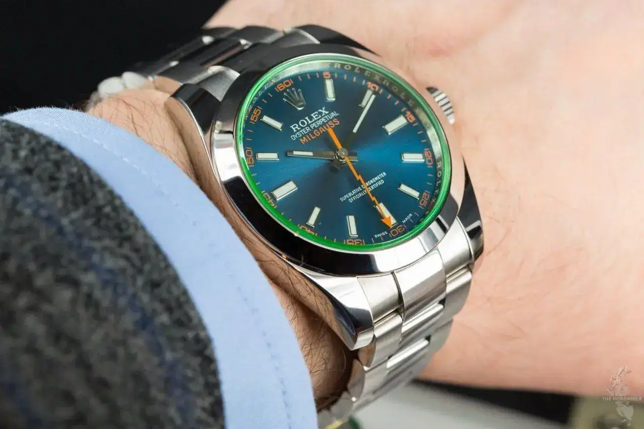 Rolex-Milgauss-Blue-116400GV-5.webp
