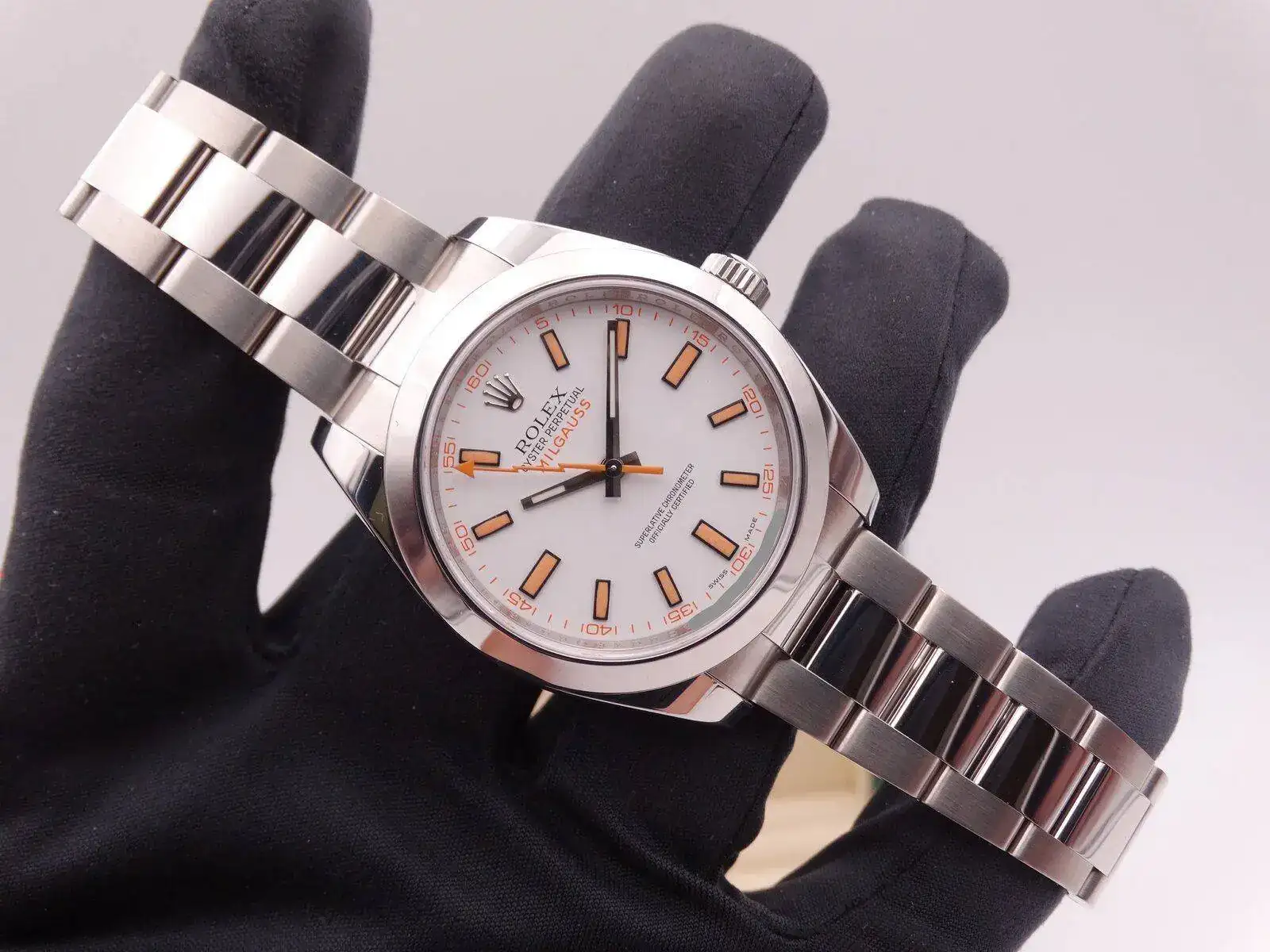 Rolex Milgauss White 116400  05697.webp