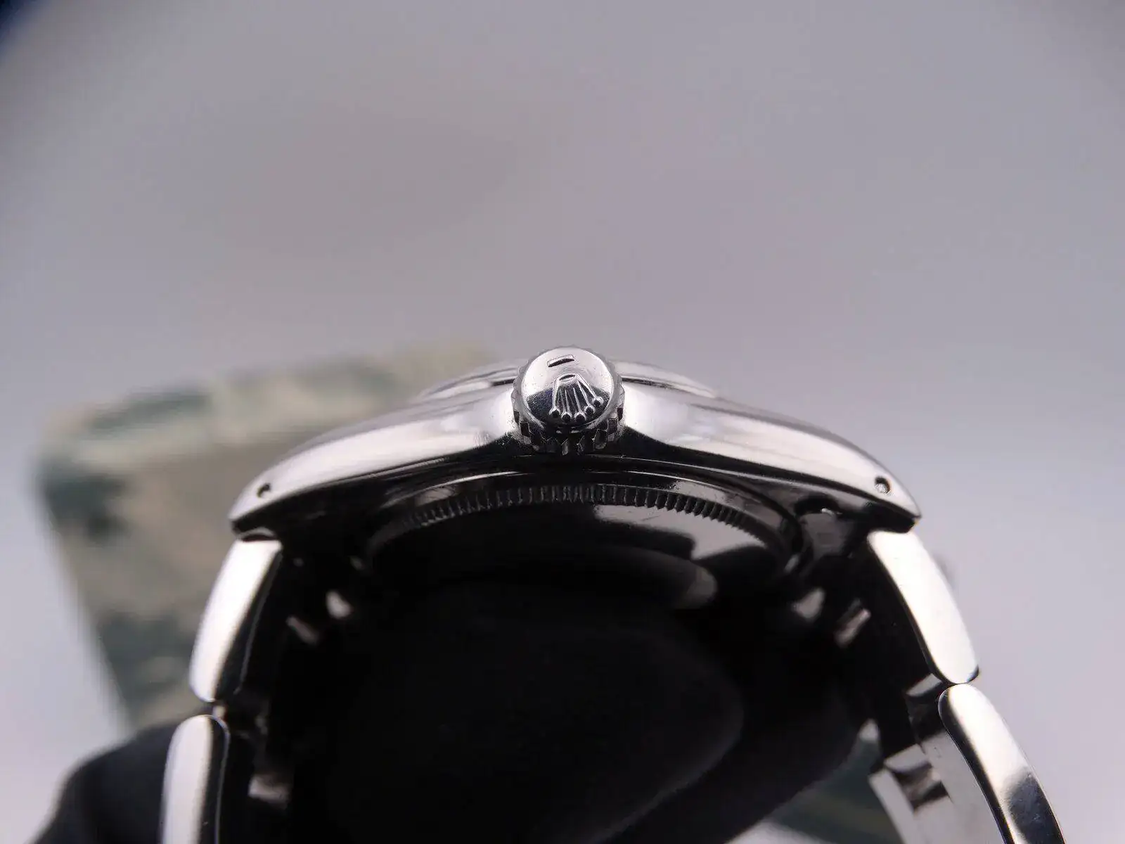 Rolex Oyster Date 15200 09665.webp