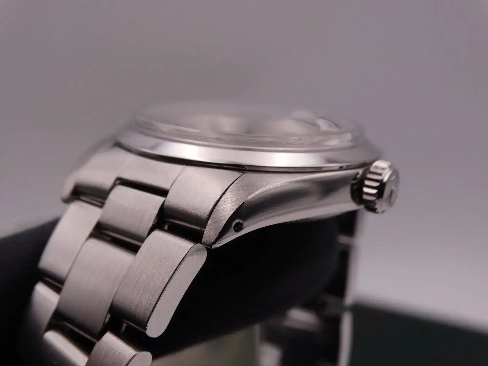 Rolex Oyster Date 15200 09673.webp