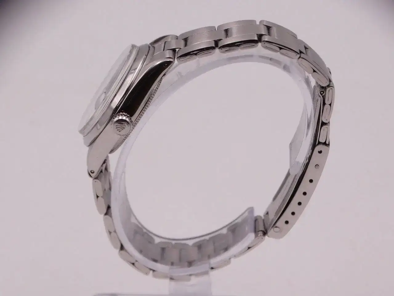 Rolex Oyster Date Precision 06800.webp