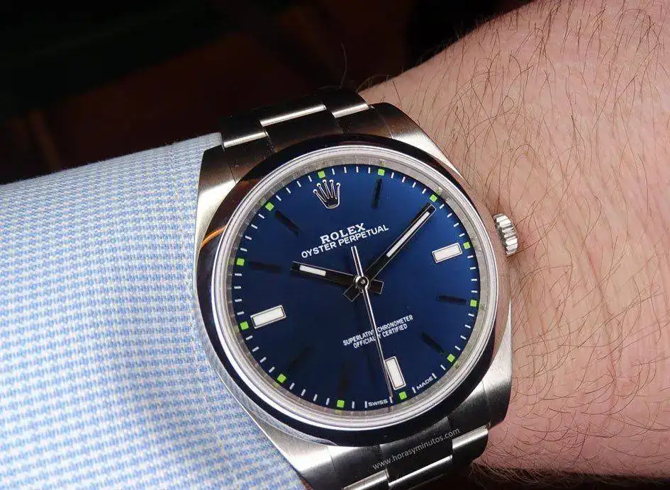 Rolex-Oyster-Perpetual-39-mm-esfera-azul-Horasyminutos.webp