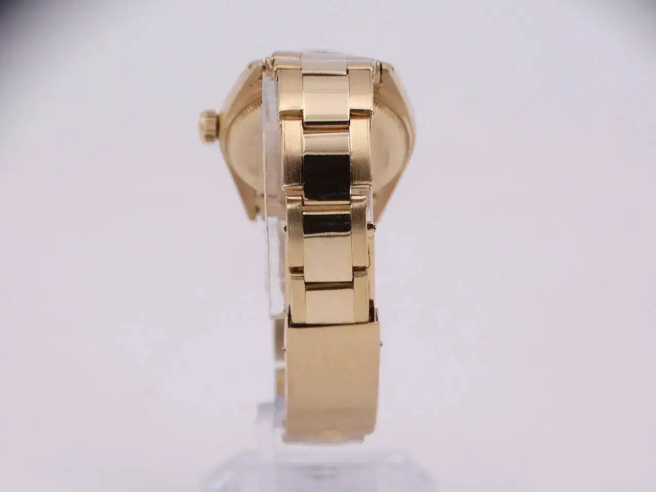 Rolex Oyster Perpetual 6751 gold lady 01175.webp