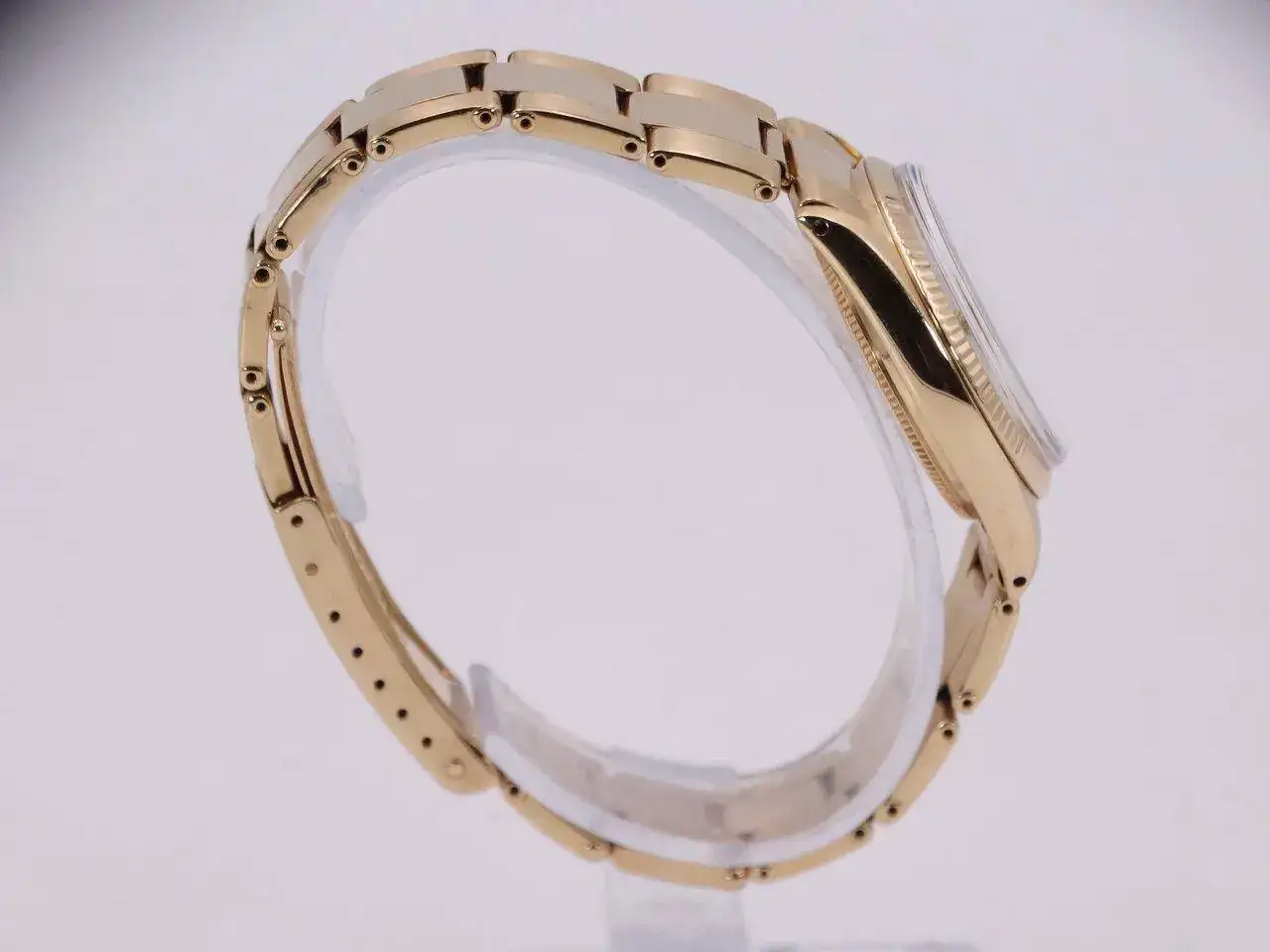Rolex Oyster Perpetual 6751 gold lady 01176.webp