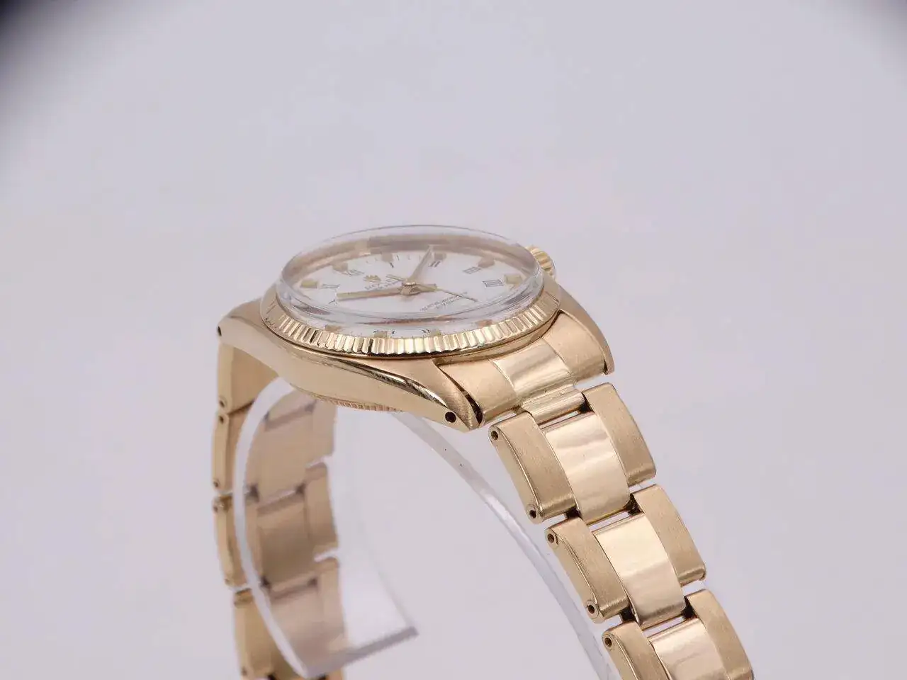 Rolex Oyster Perpetual 6751 gold lady 01181.webp