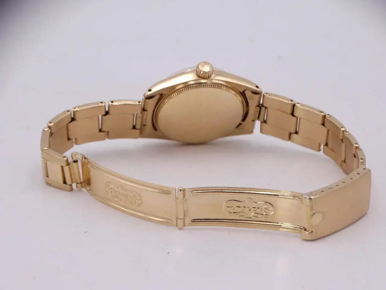 Rolex Oyster Perpetual 6751 gold lady 01186.webp