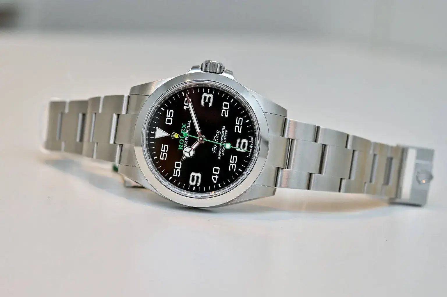 Rolex-Oyster-Perpetual-Air-King-126900-2022-Review-1-1536x1022.webp