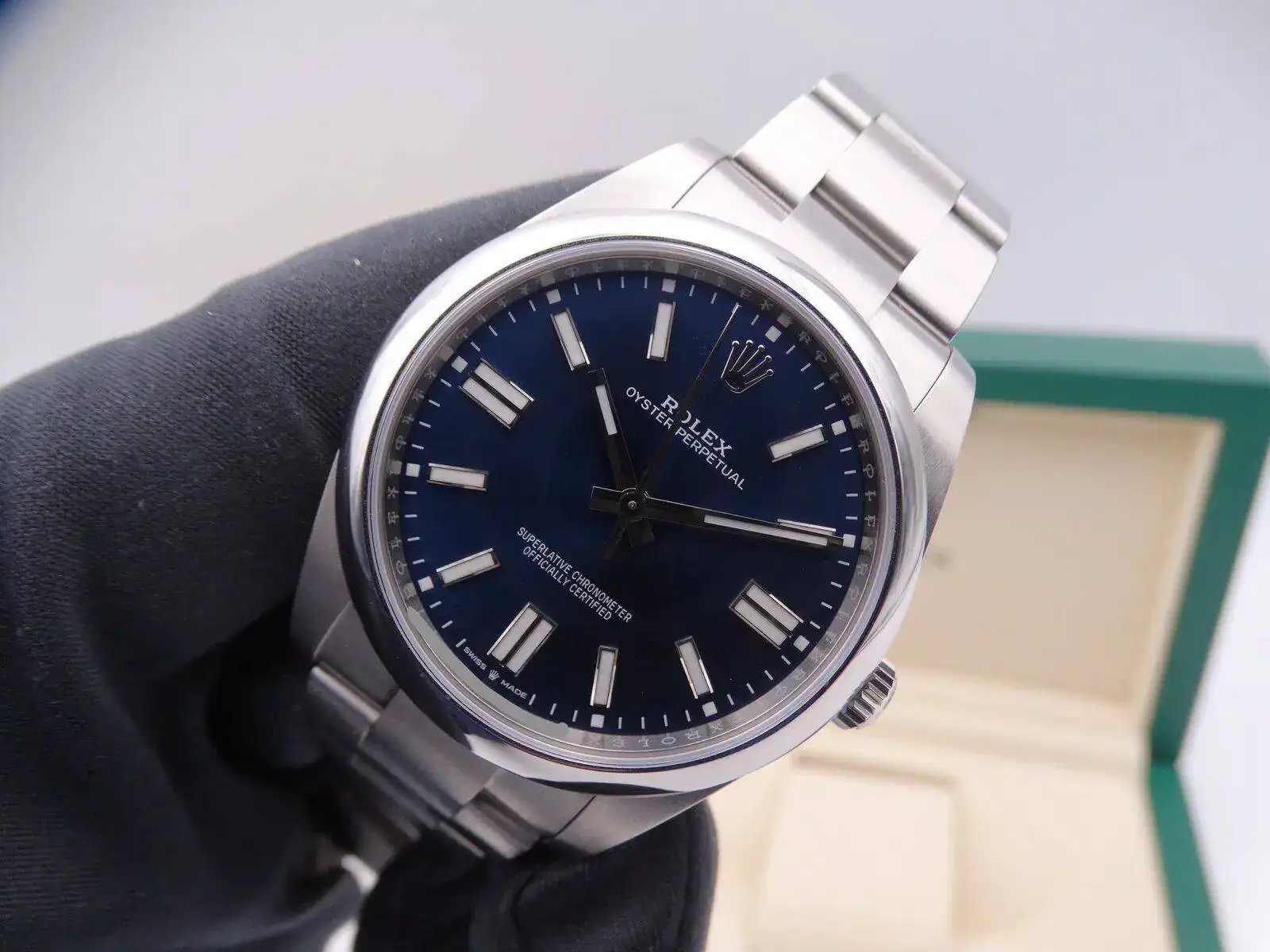Rolex Oyster Perpetual Blue 00372.webp