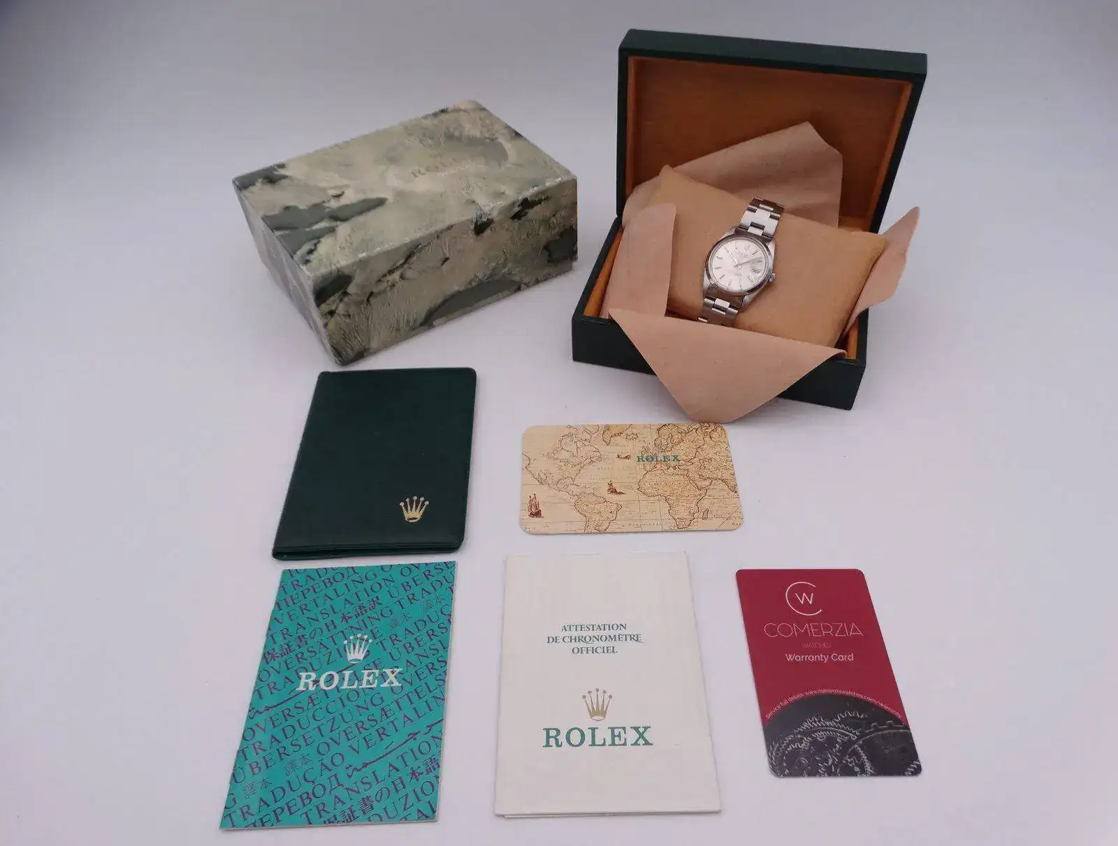 Rolex Oyster Perpetual Date 15000 09944.webp