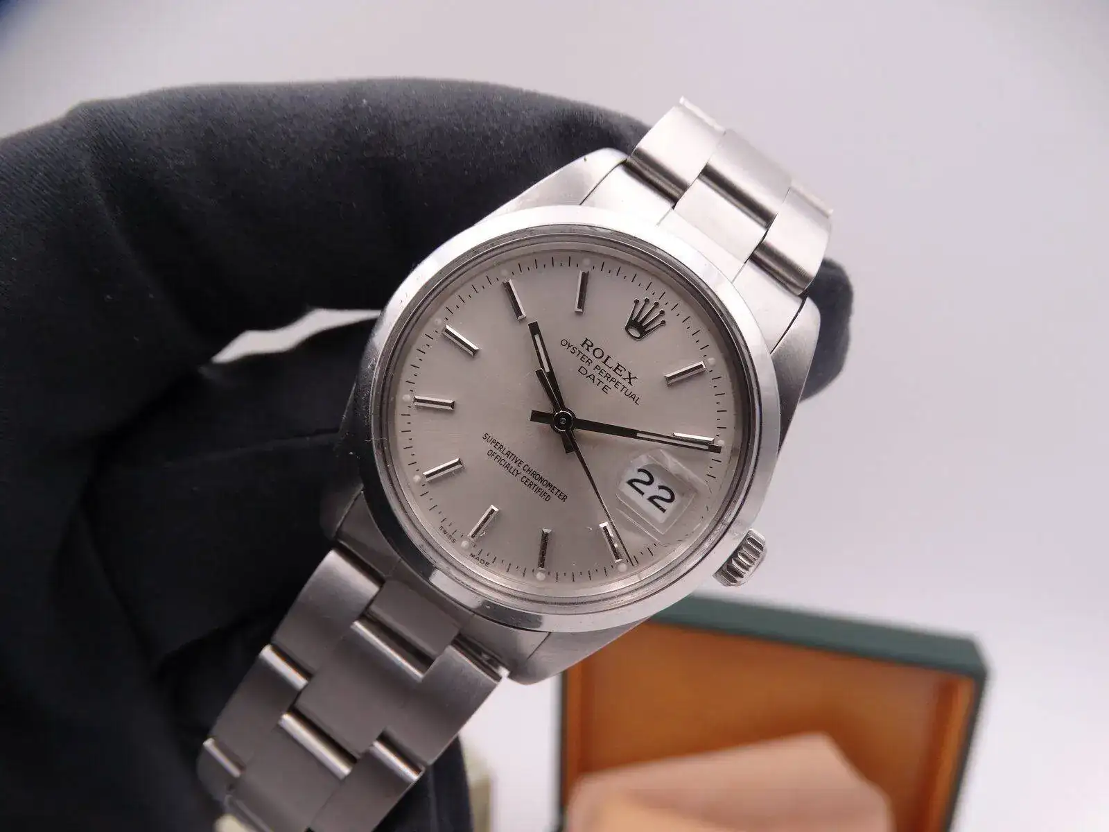Rolex Oyster Perpetual Date 15000 09949.webp