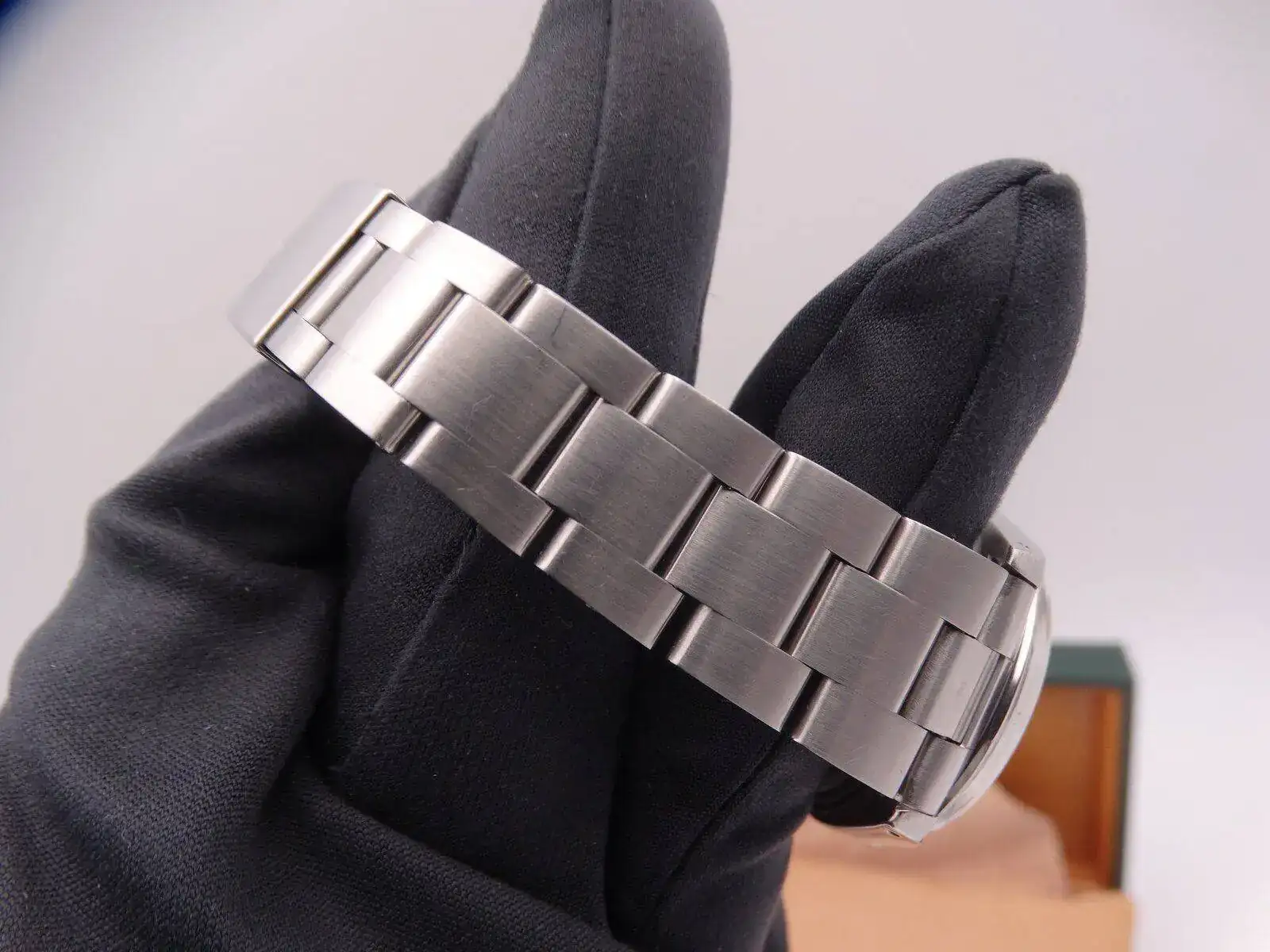 Rolex Oyster Perpetual Date 15000 09954.webp