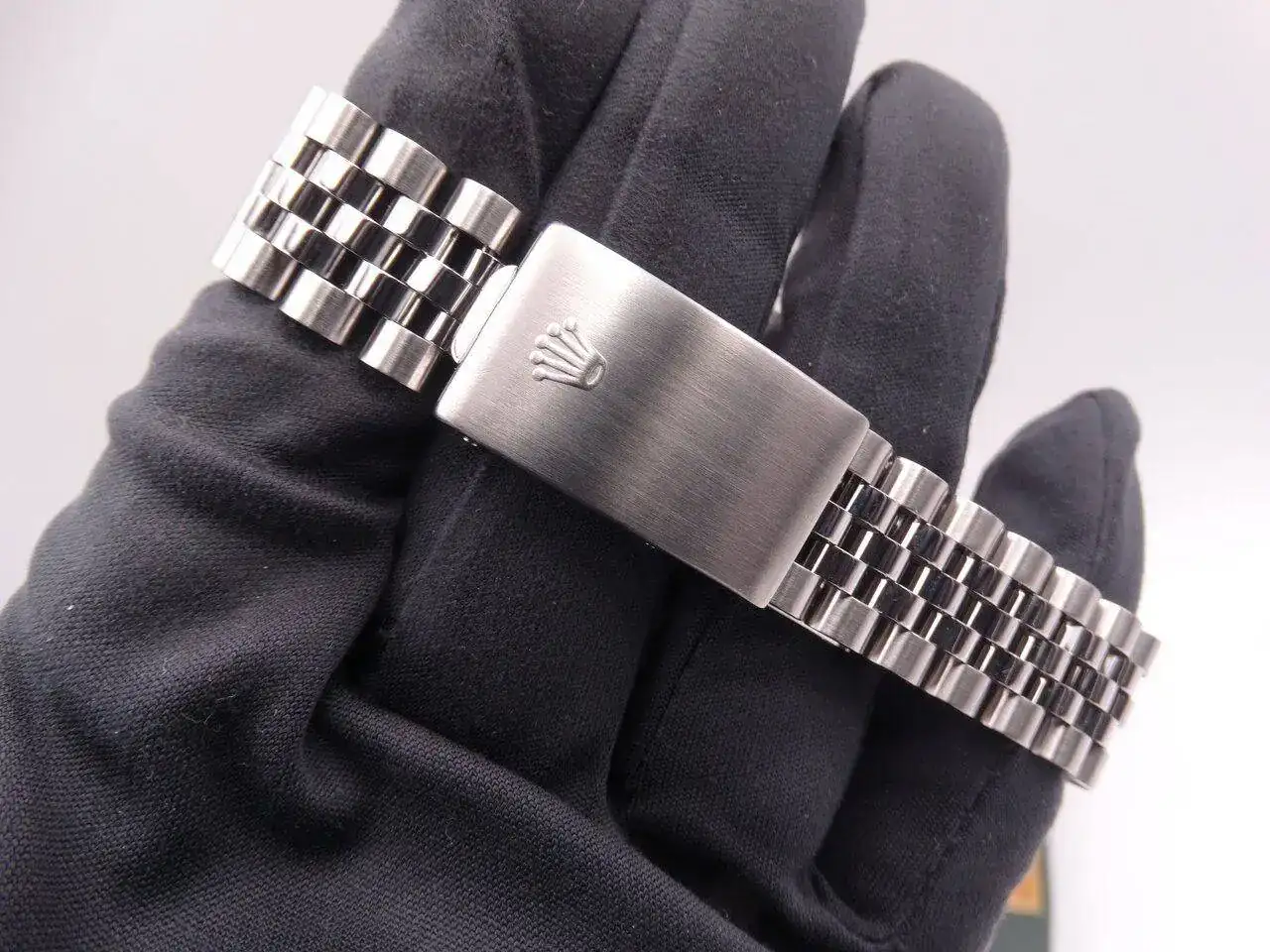 Rolex Oyster Perpetual Date 15200 02136.webp