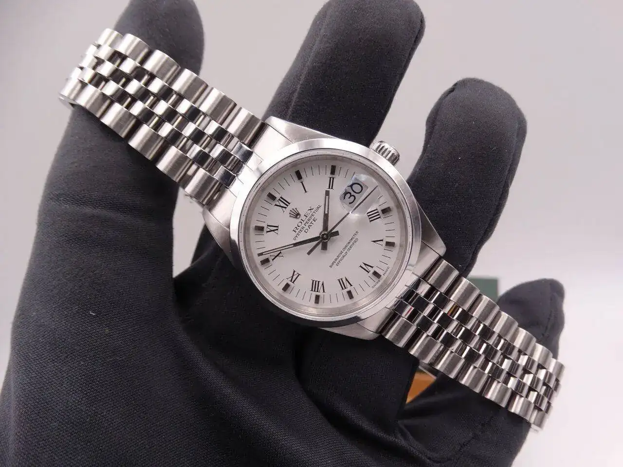 Rolex Oyster Perpetual Date 15200 02144.webp