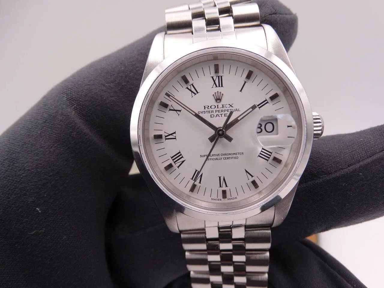 Rolex Oyster Perpetual Date 15200 02150.webp