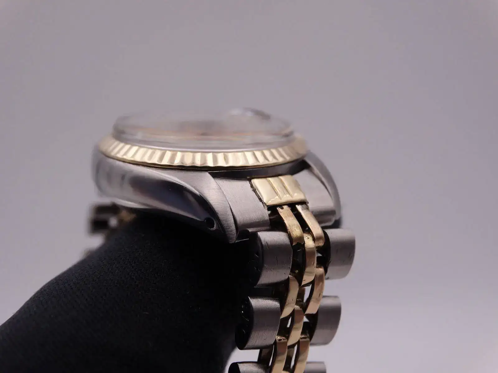 Rolex Oyster Perpetual Date 6917 Steel & Gold Lady 05223.webp