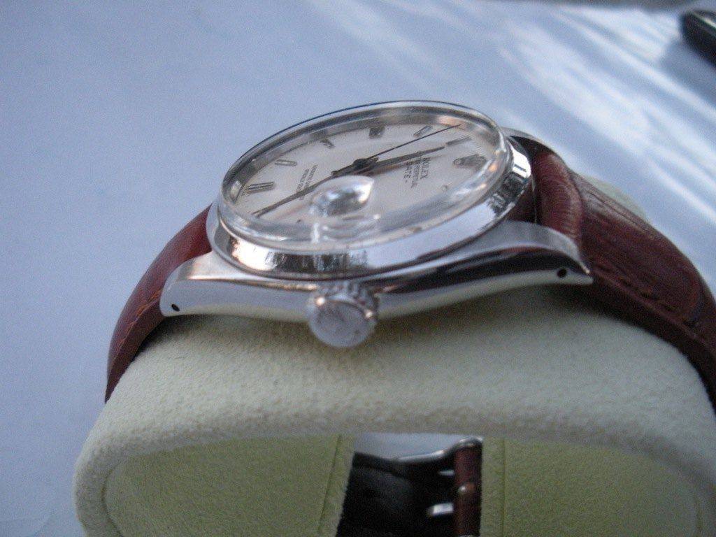 Rolex-Oyster-Perpetual-Date-ref.-1500-24.jpg