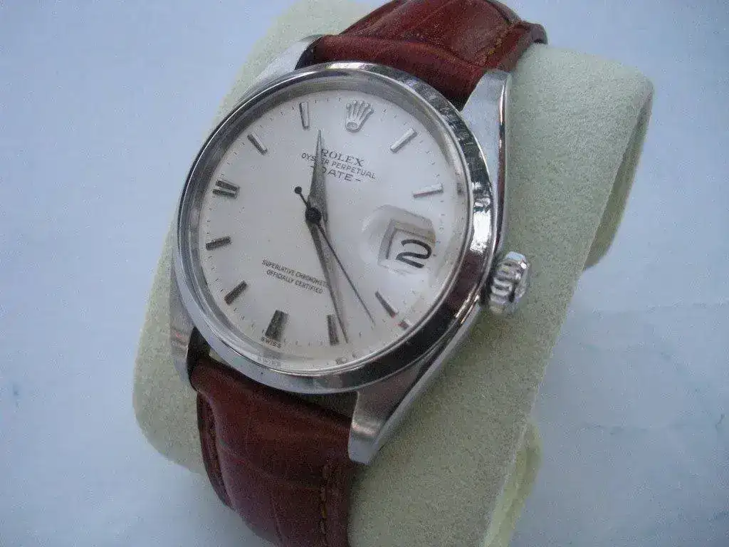 Rolex-Oyster-Perpetual-Date-ref.-1500-25.webp