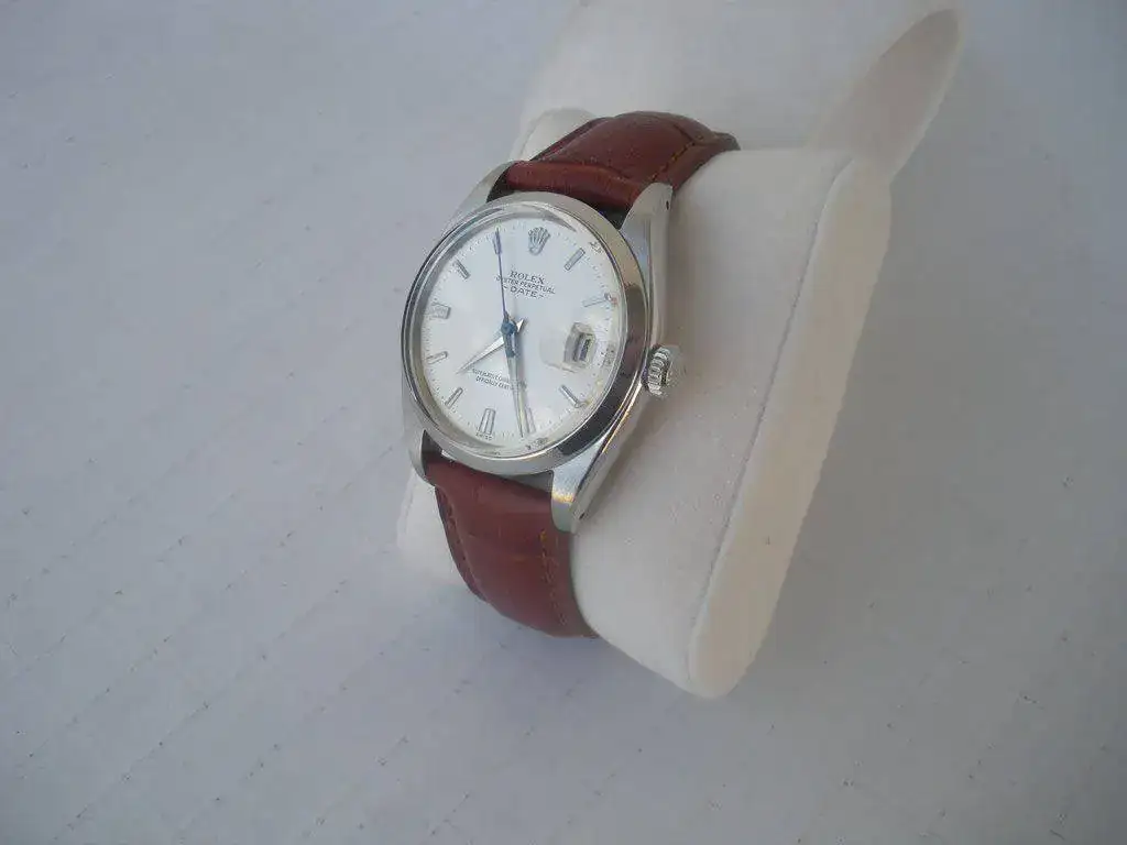 Rolex-Oyster-Perpetual-Date-ref.-1500-32.webp