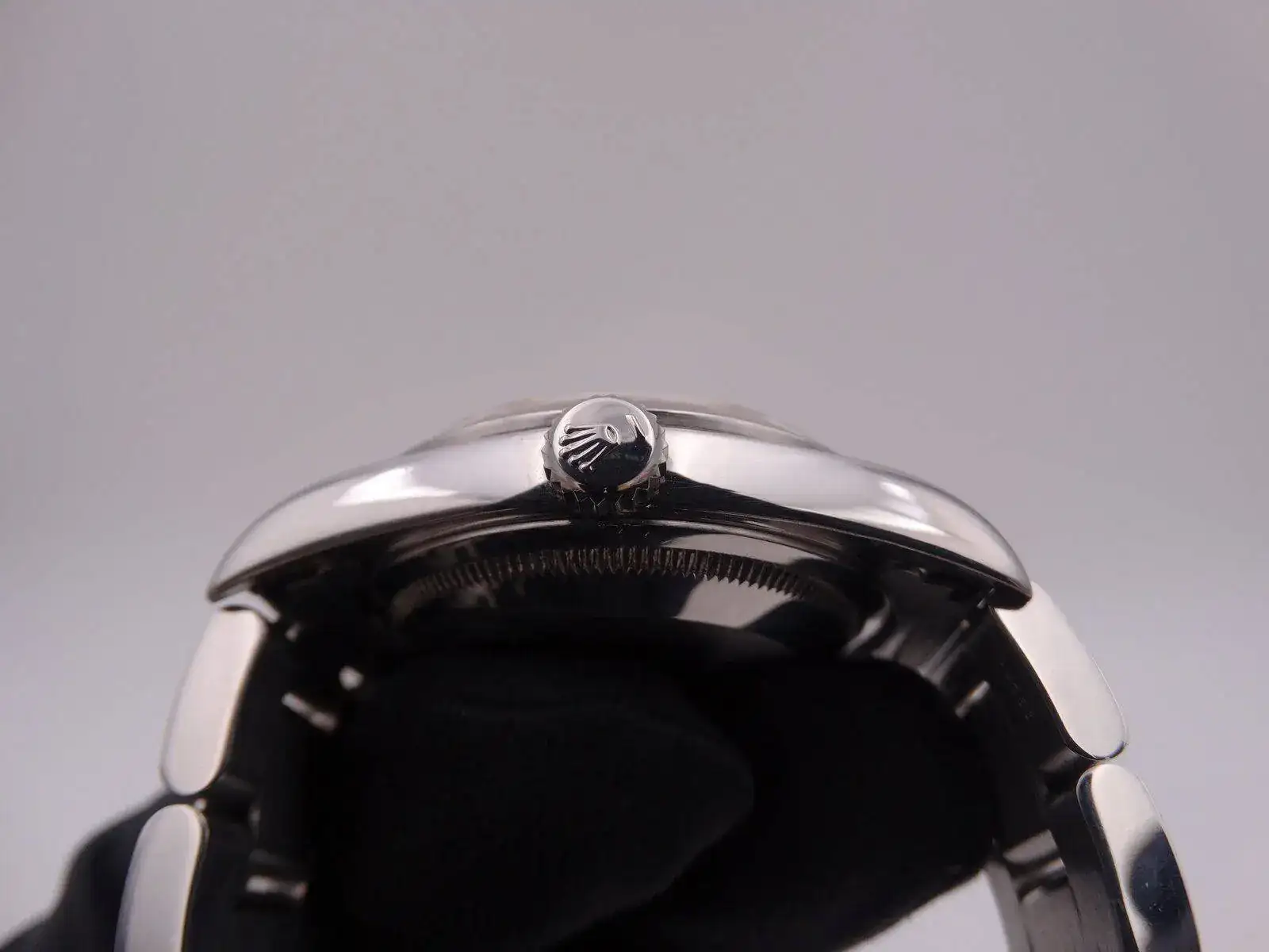 ROLEX Oyster Perpetual Datejust 16200 Zafiro Serie D Relojes