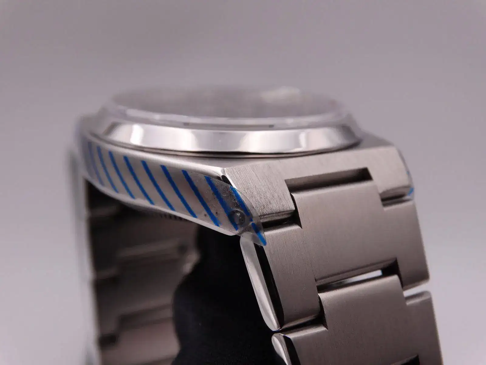 Rolex Oysterquartz 17000 Blue 04792.webp