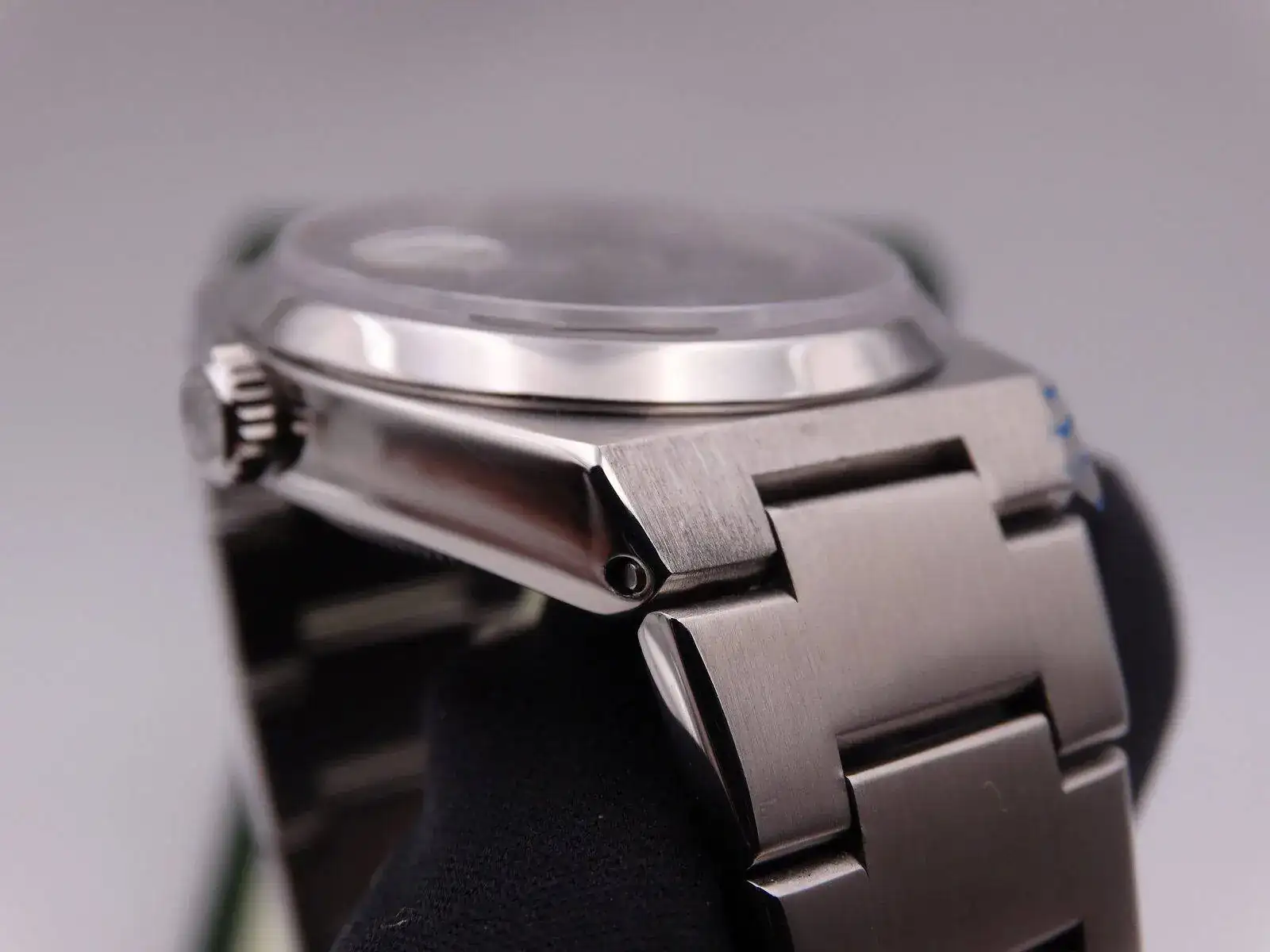 Rolex Oysterquartz 17000 Blue 04794.webp