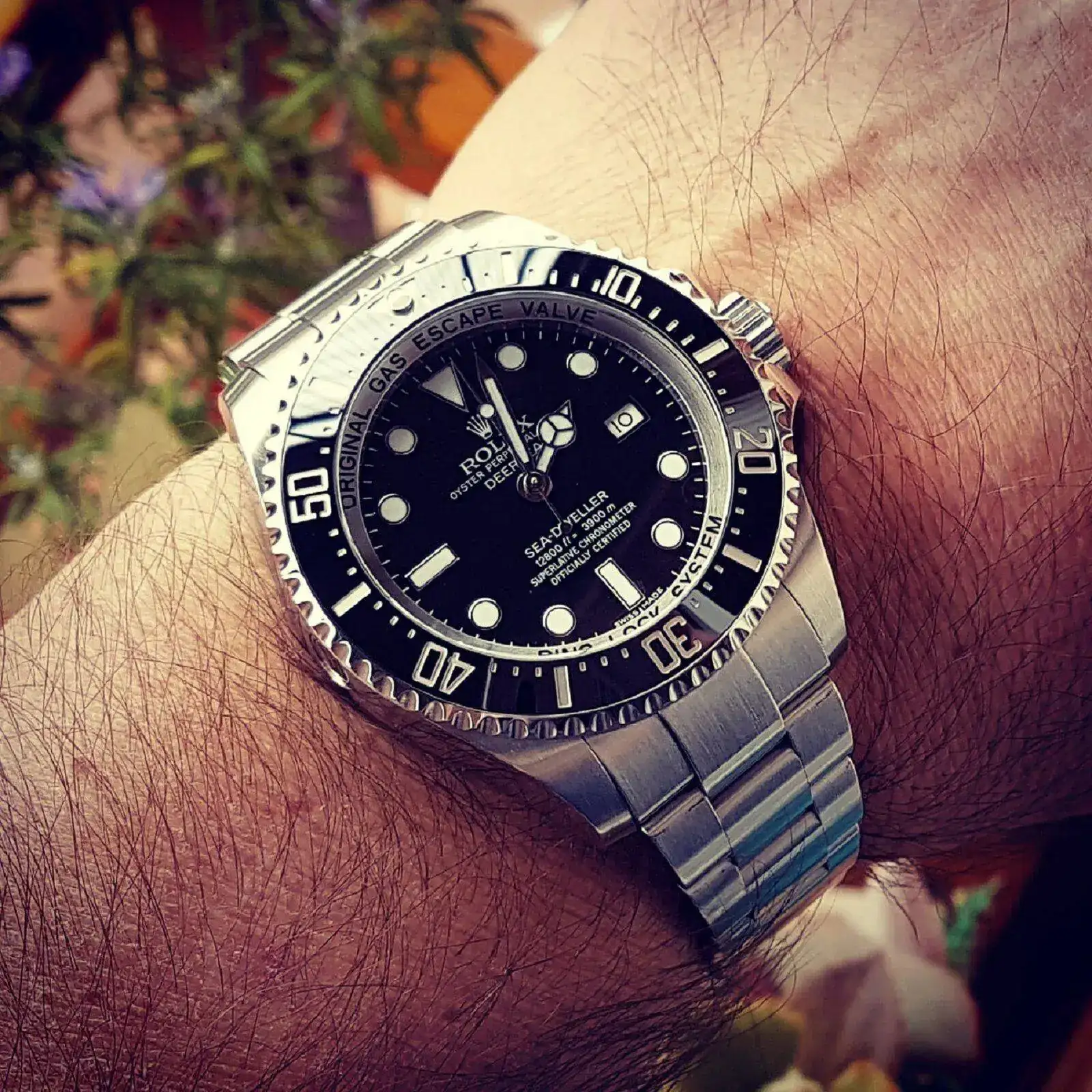 Rolex Sea-Dweller Deepsea 44mm 3900M Cal. 3135 Ref. 116660 (1).jpg
