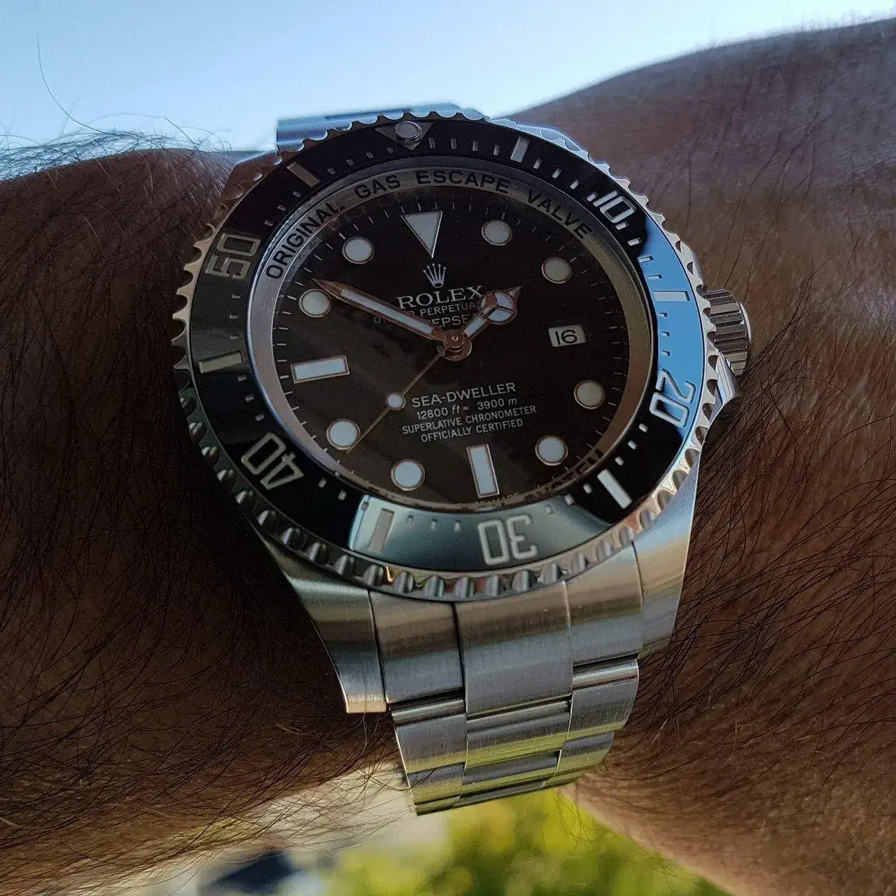 Rolex Sea-Dweller Deepsea 44mm 3900M Cal. 3135 Ref.116660  (1).webp