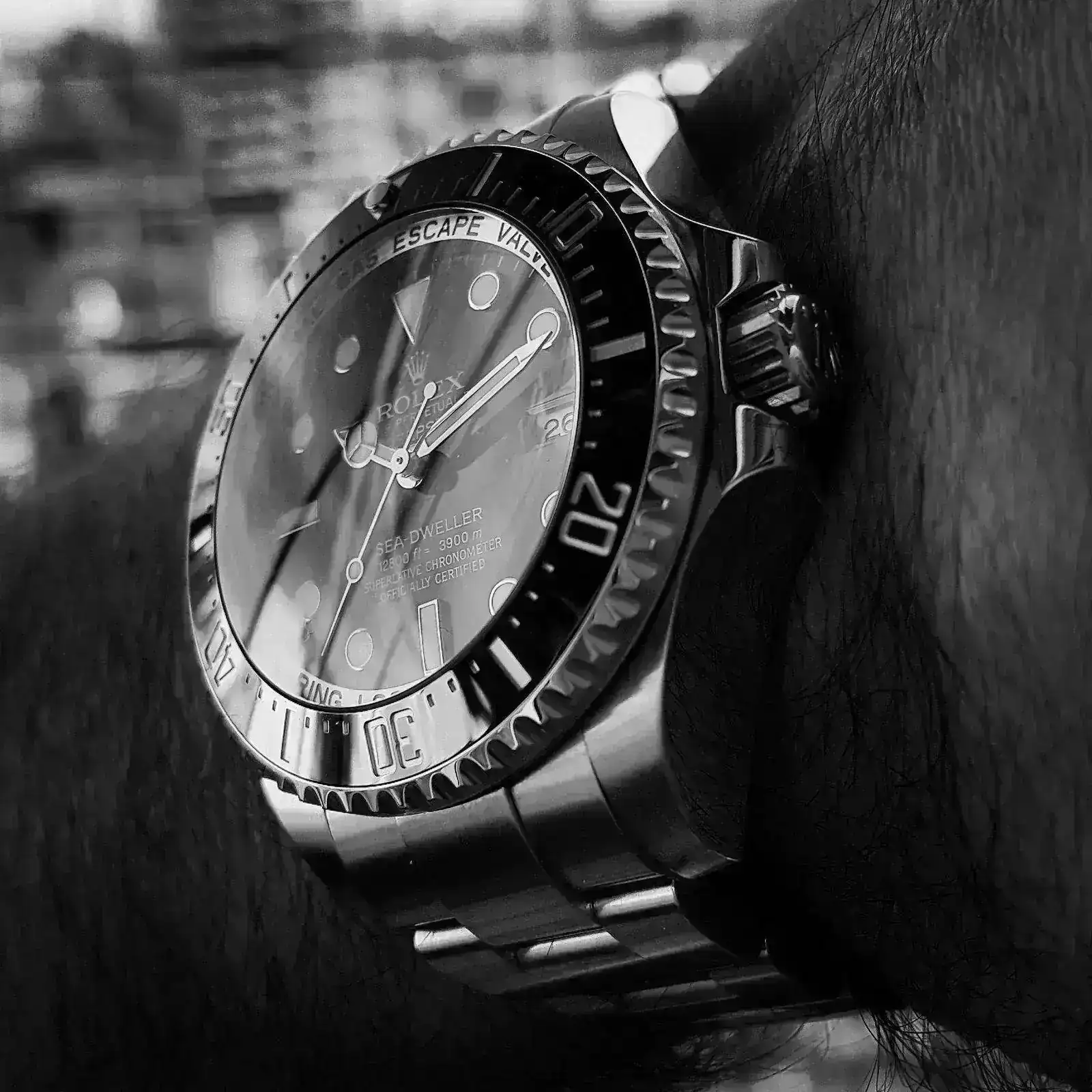 Rolex Sea-Dweller Deepsea 44mm Ref. 116660 (B&W) (1).webp