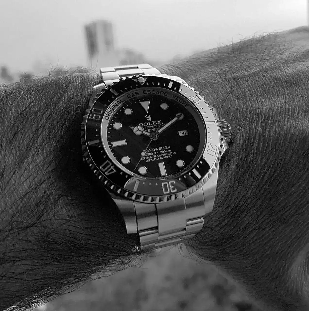 Rolex Sea-Dweller Deepsea 44mm Ref. 116660 (ByN).webp