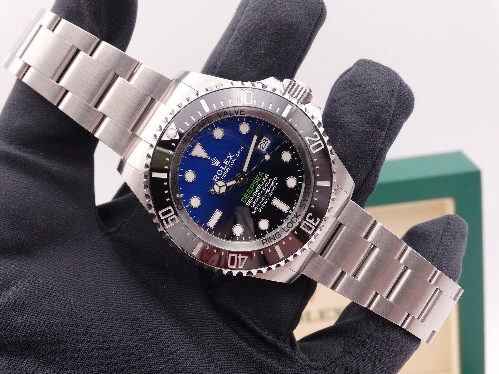Rolex Seadweller Deepsea Deepblue 126660 02135.JPG