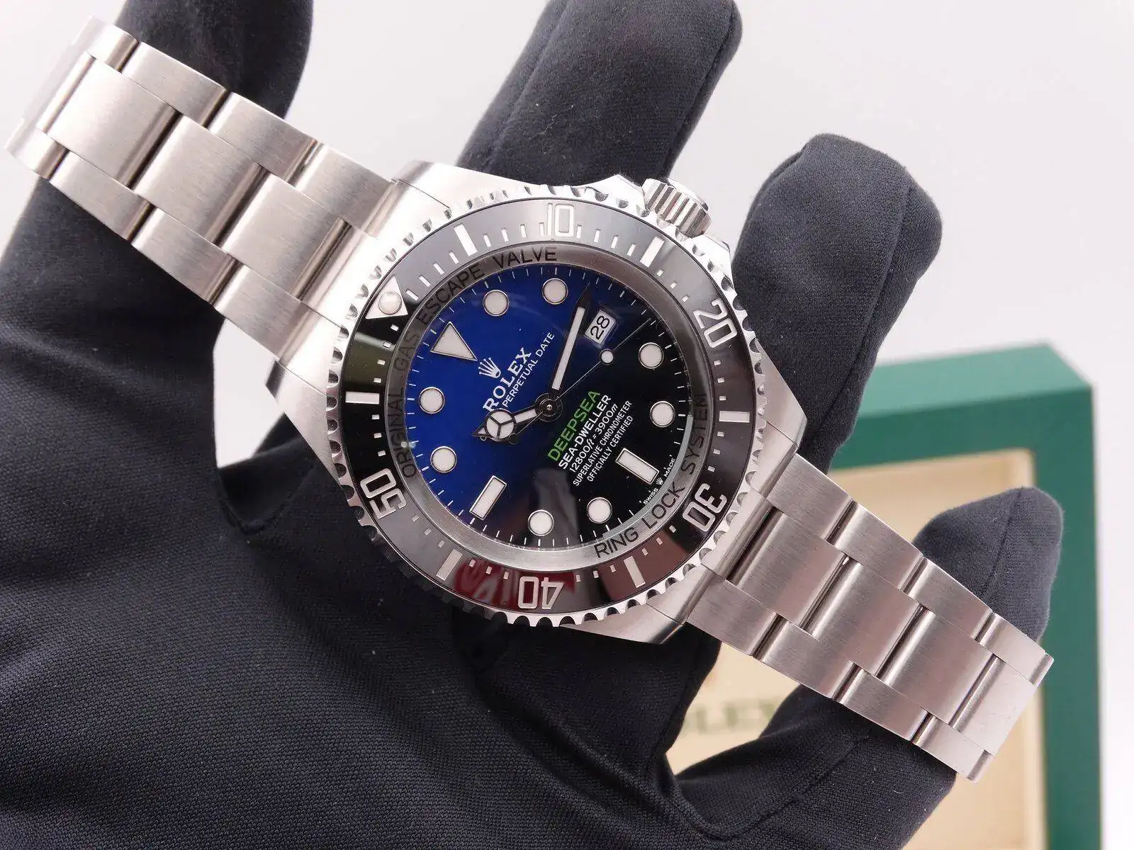 Rolex Seadweller Deepsea Deepblue 126660 02135.webp