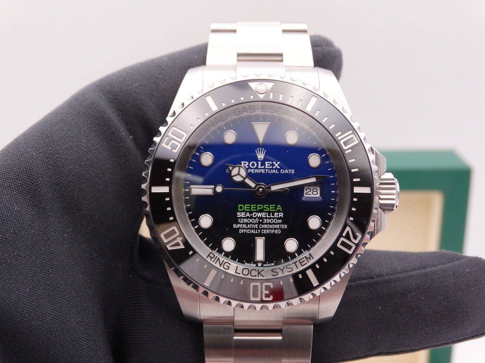 Rolex Seadweller Deepsea Deepblue 126660 02142.JPG