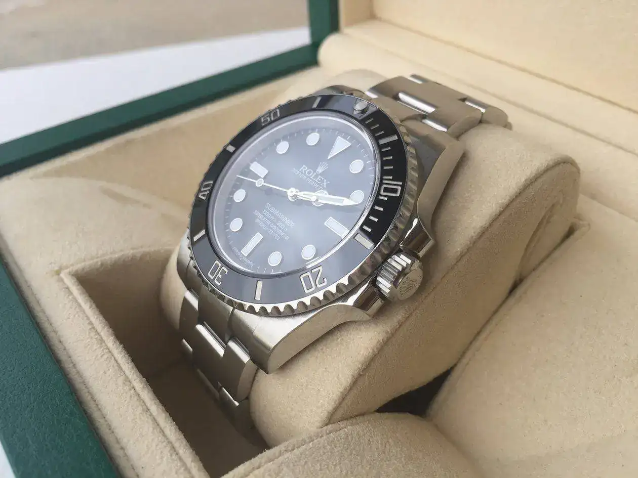 rolex-submariner-114060-1250px-146.webp
