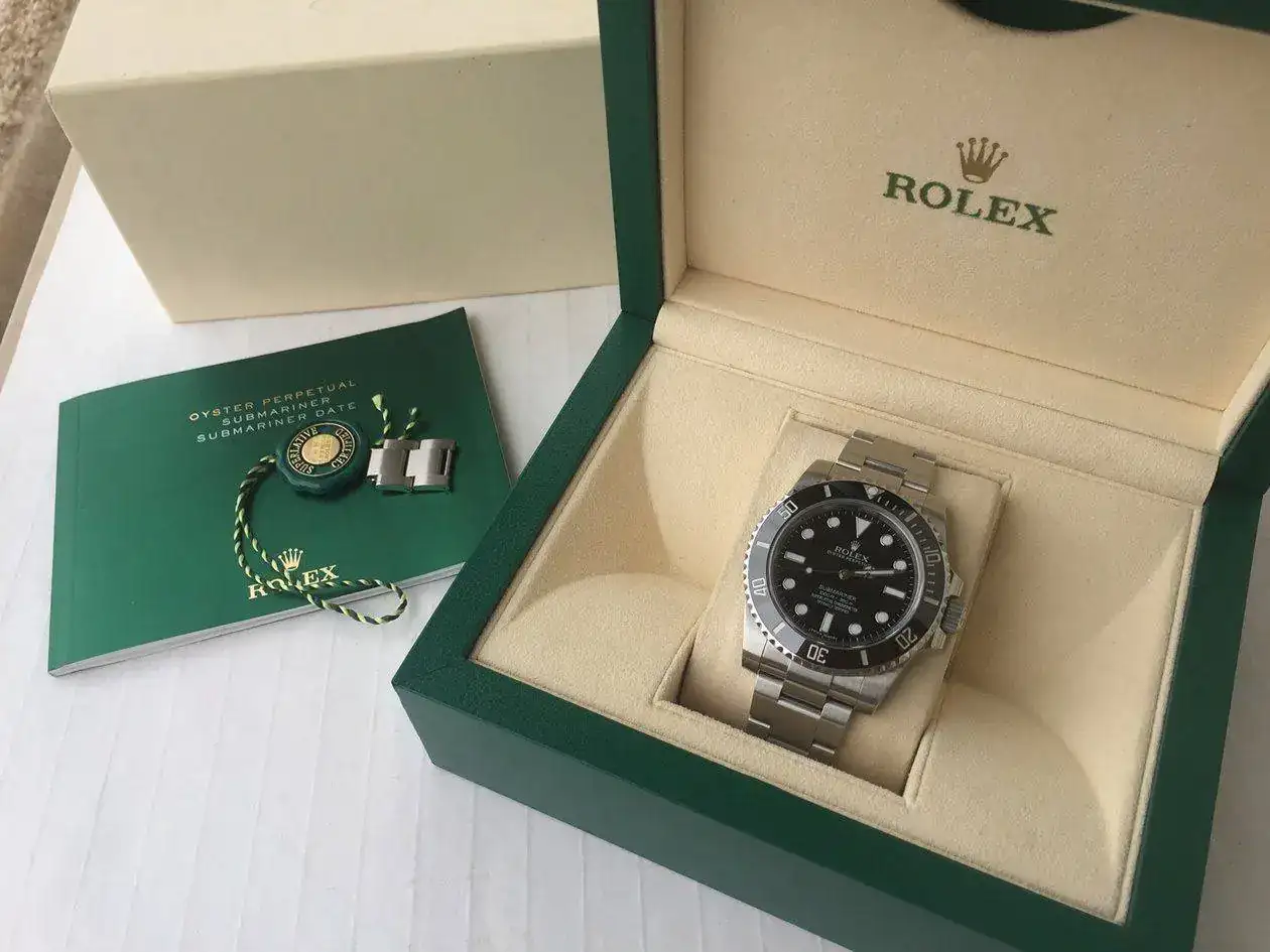 rolex-submariner-114060-1250px-31.webp