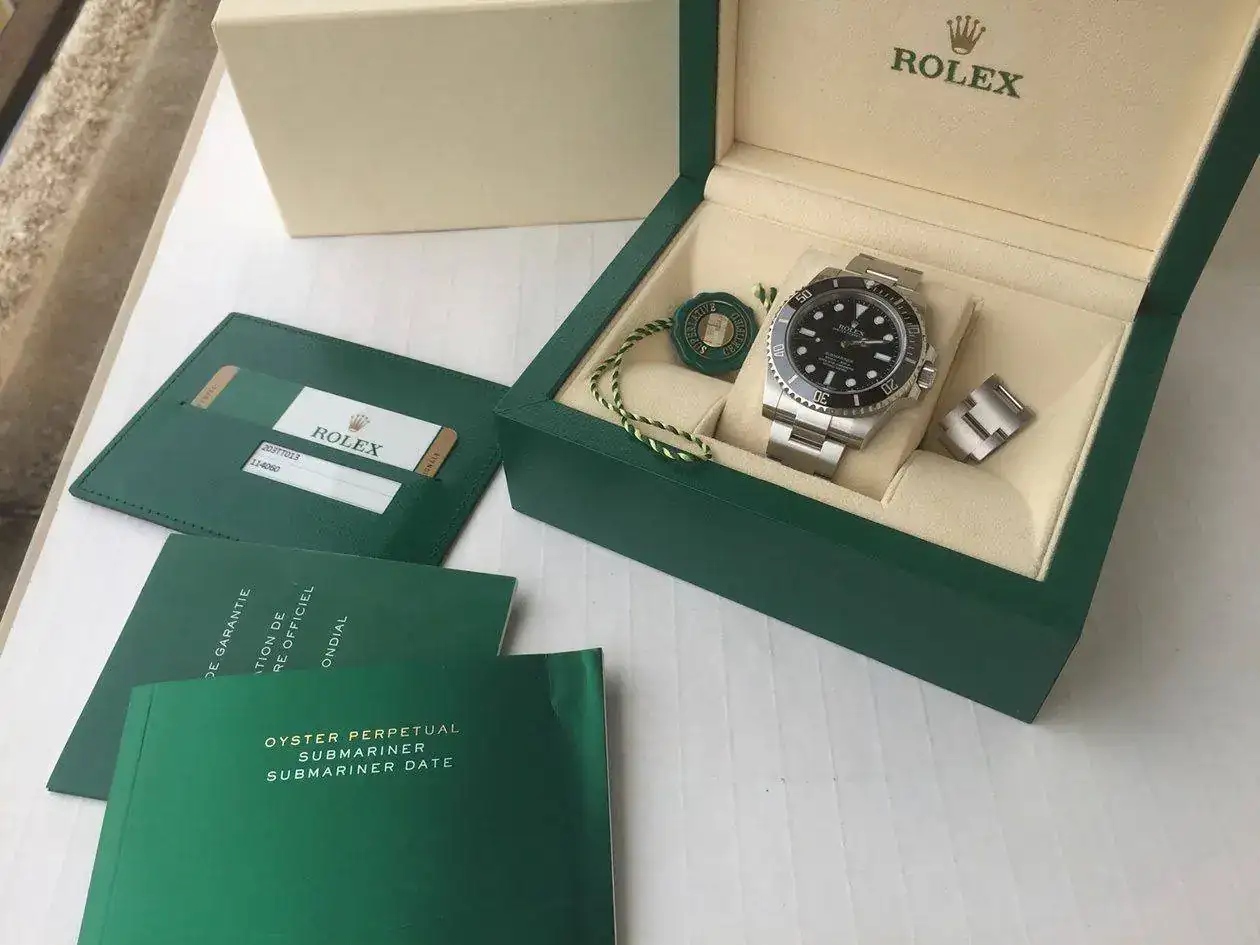 rolex-submariner-114060-1250px-46.webp