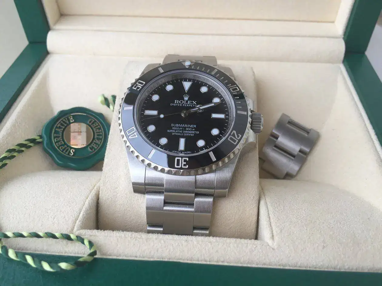 rolex-submariner-114060-1250px-51.webp