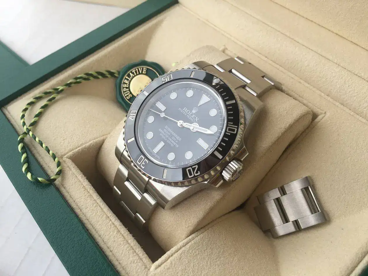 rolex-submariner-114060-1250px-53.webp