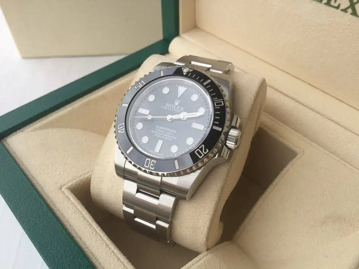 rolex-submariner-114060-1250px-88.webp