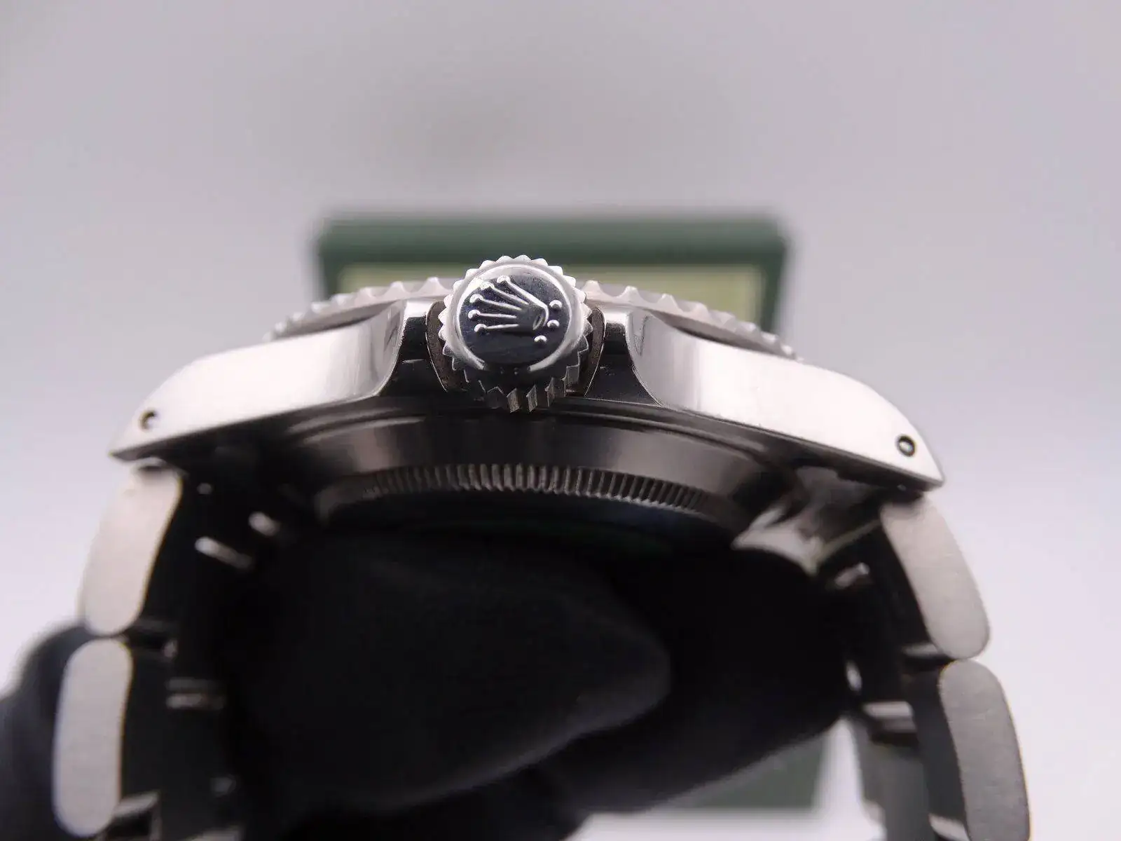 Rolex Submariner 14060 08146.webp