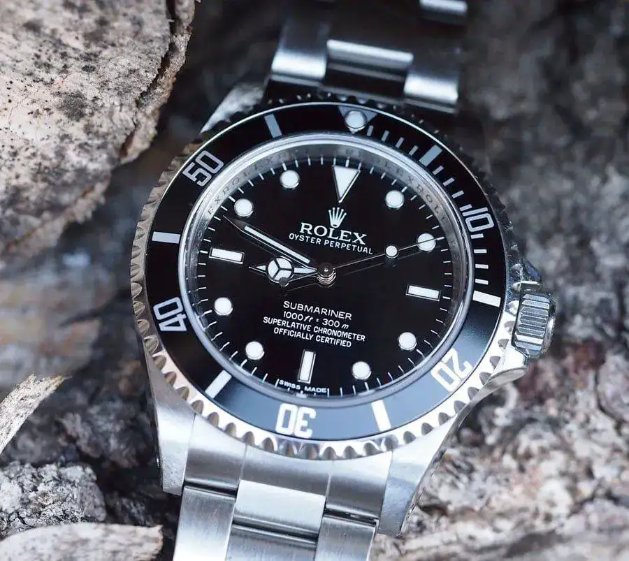 rolex-submariner-14060m-zifferblatt.webp
