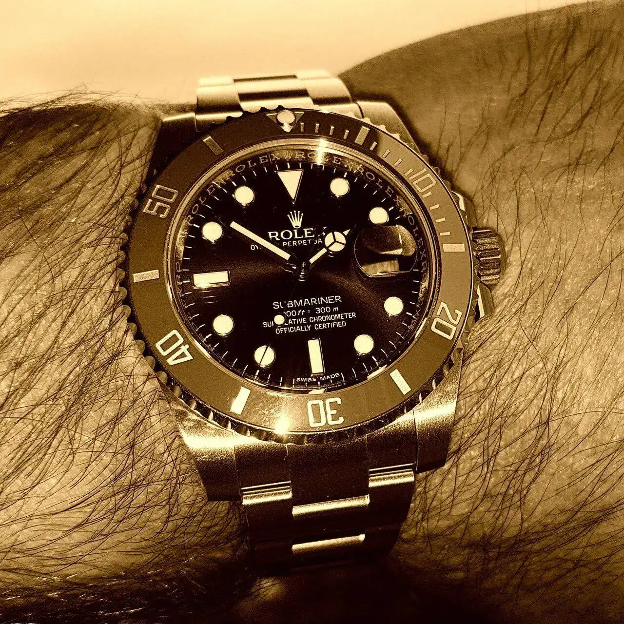 Rolex Submariner 40 mm 300M Cal. 3135 Ref. 116610LV 'Hulk' (Sepia).webp