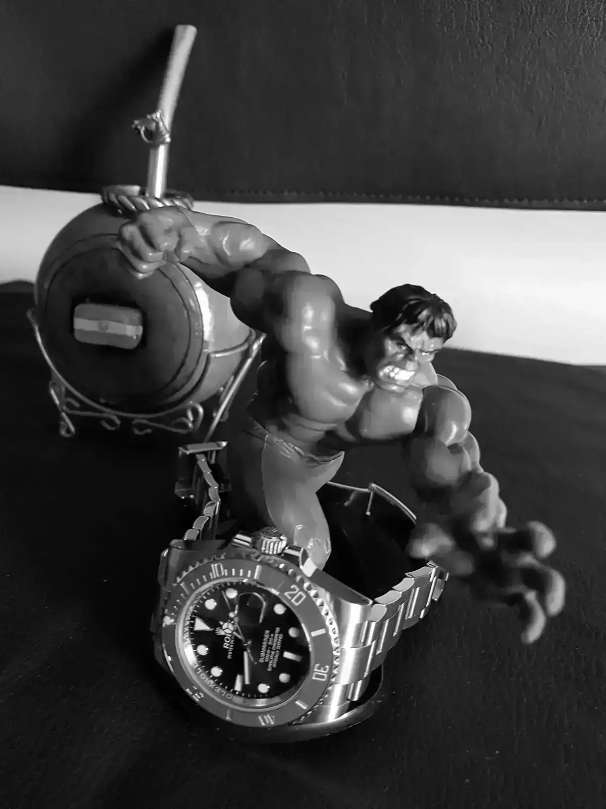 Rolex Submariner 40 mm Ref. 116610LV 'Hulk', Hulk & Mate Argentino (B&W).webp