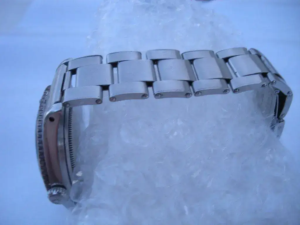 Rolex-Submariner-5508-James-Bond-1958-46.webp