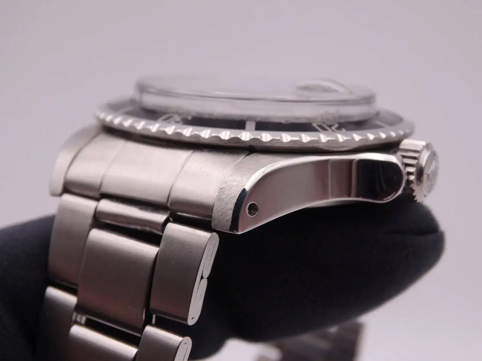 Rolex Submariner Date 1680 Red 03382.webp