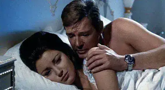 rolex-submariner-roger-moore-live-and-let-die.webp