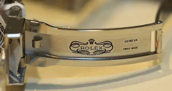 Rolex-Submariner-Watch-Steel-37.webp