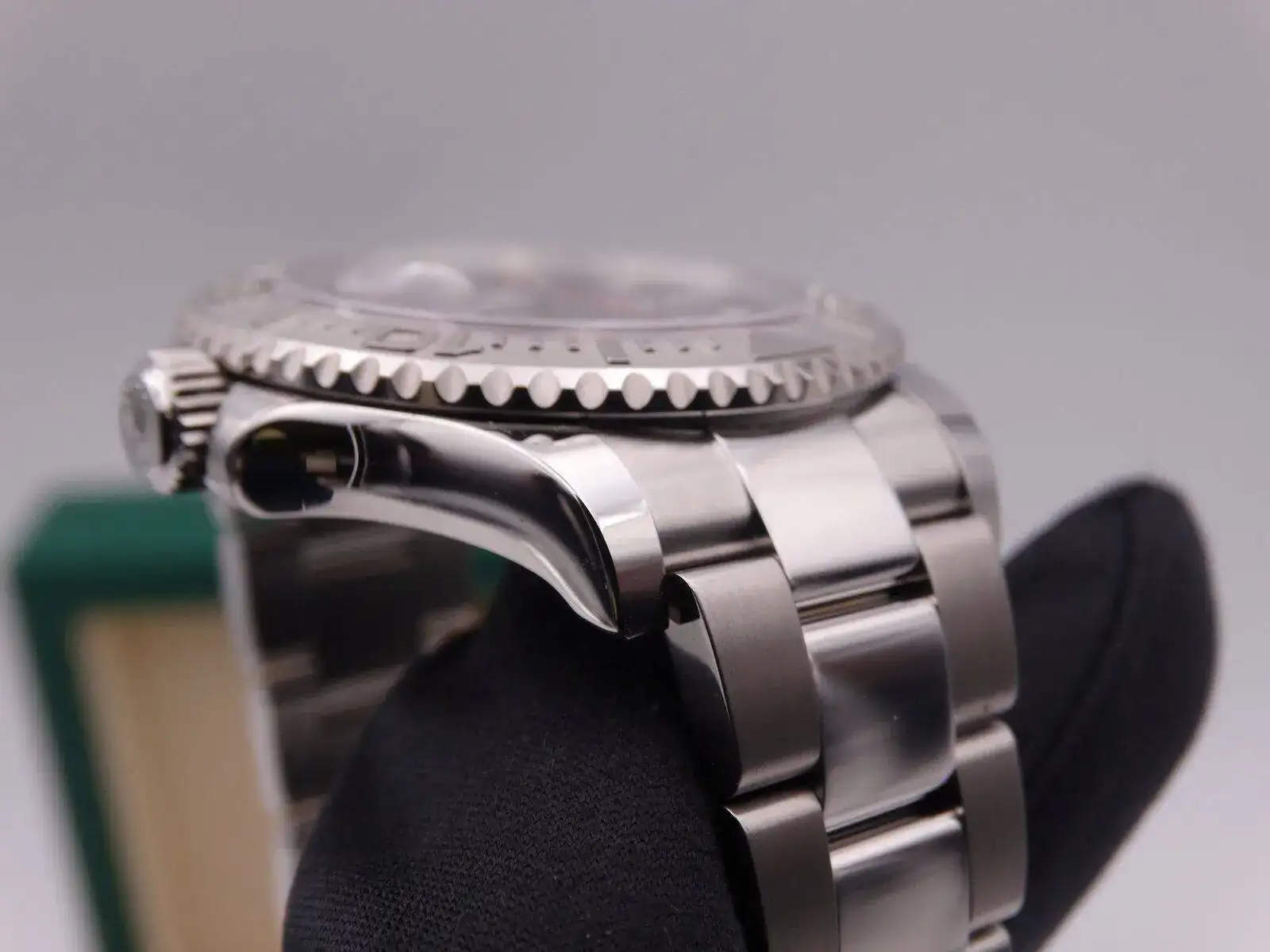 Rolex Yacht Master Platinum Blue 05535.webp