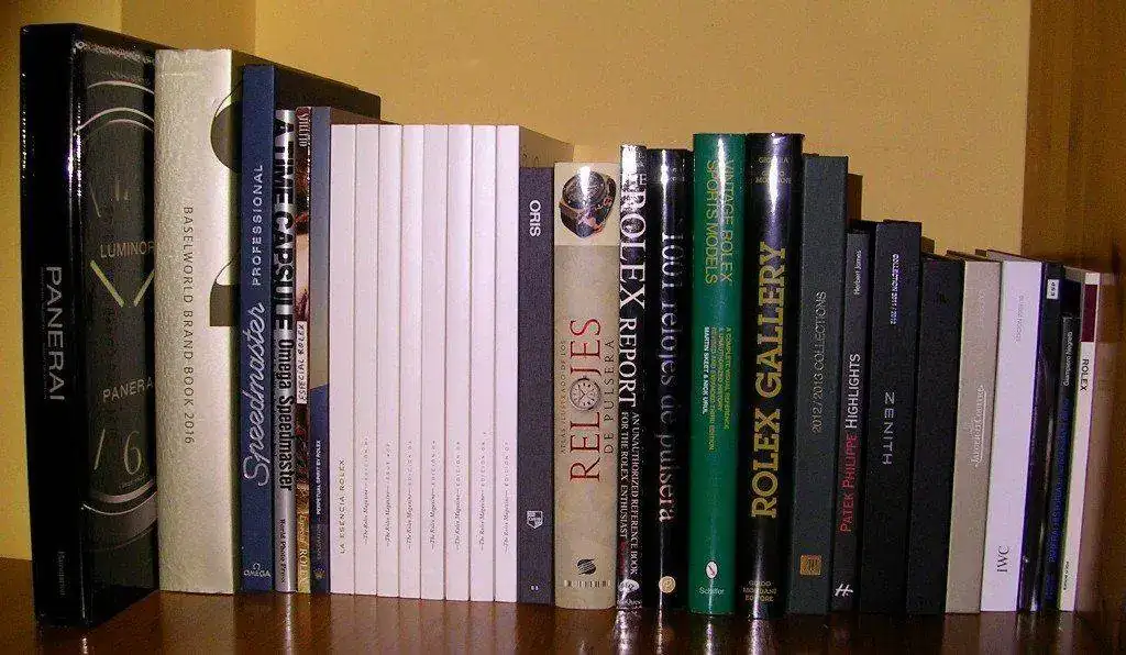 ROLEX_ACCESORIOS_LIBROS_2.webp