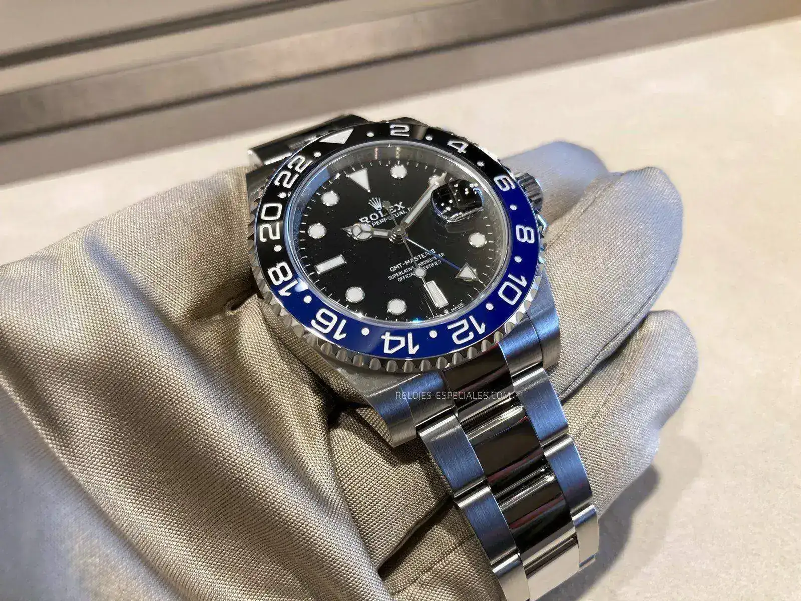 Rolex_Batman_Oyster.webp