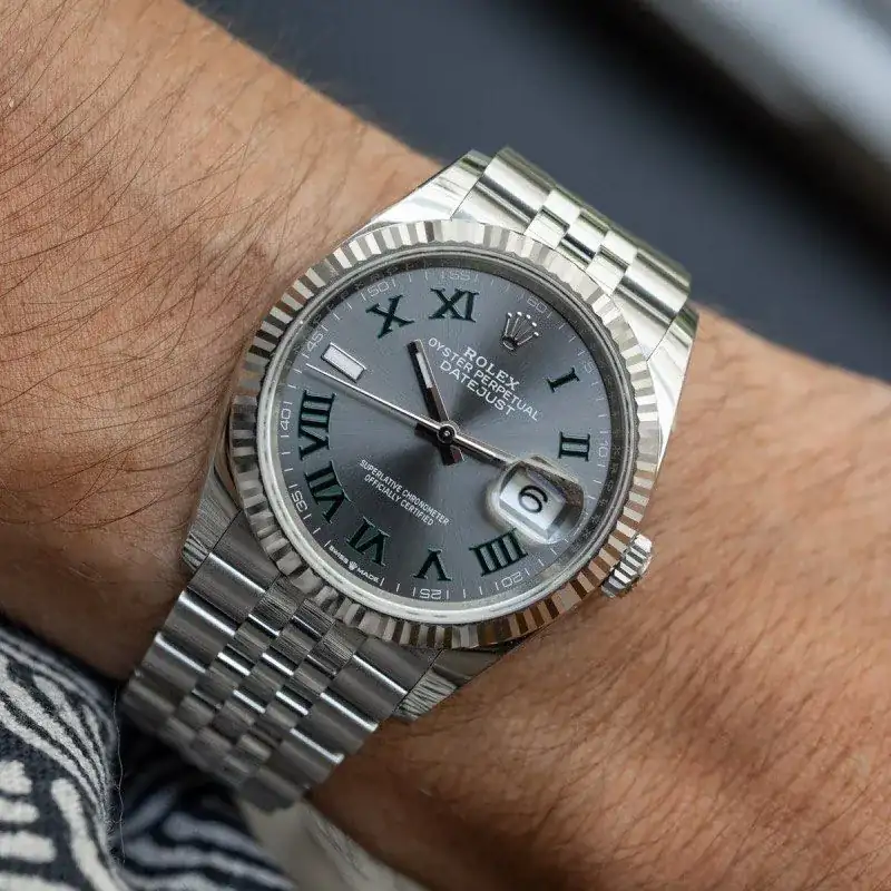 rolex_datejust_36mm_wimbledon__1674964088_4c649564_progressive.webp
